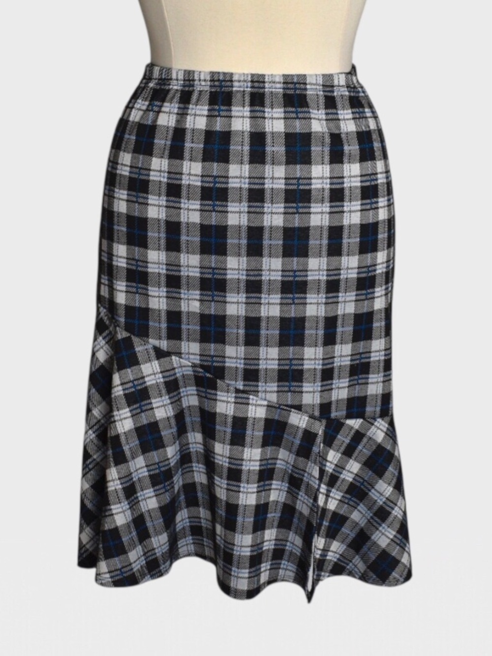 Emi & Joe Plaid Knit Ruffle Hem Skirt